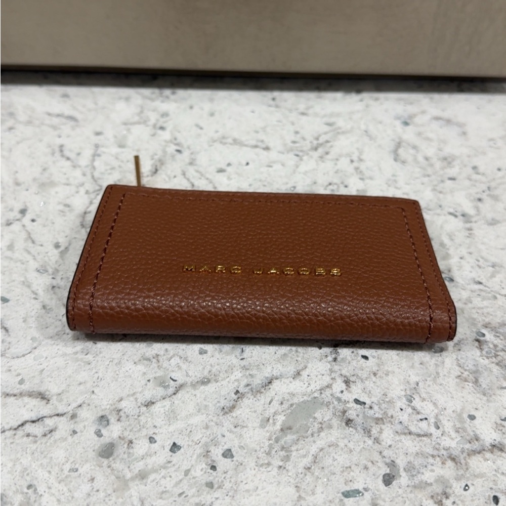 Marc Jacobs Leather Card Wallet Continental Cognac Brown Wallet AUTHENTIC NEW - Picture 9 of 15